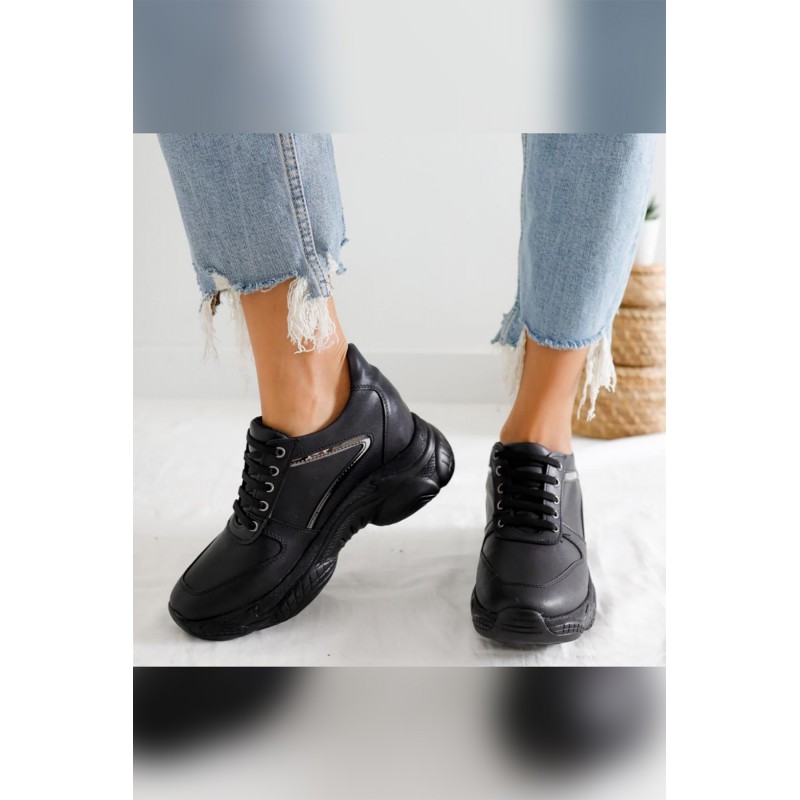 Elisabeth Siyah Platin Detaylı Bağcıklı Gizli Topuklu Sneakers