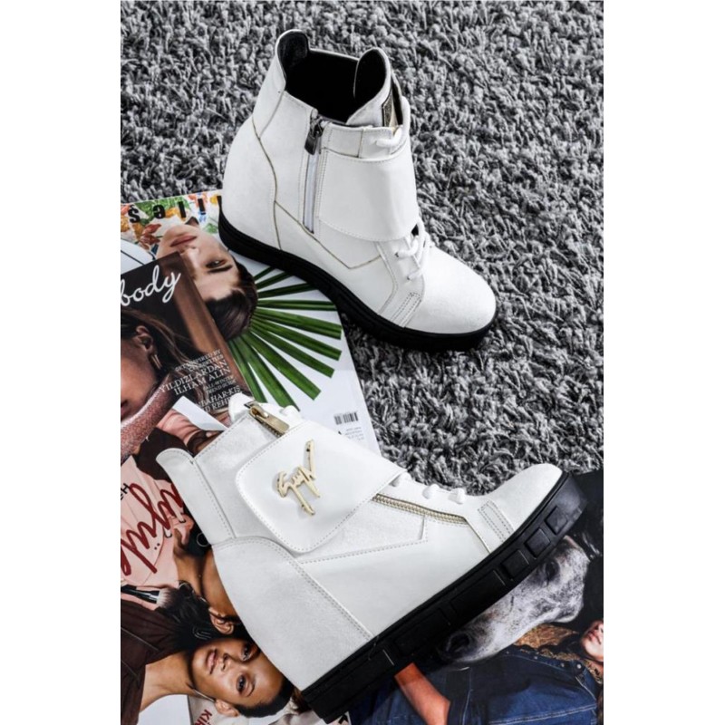 Ivy Beyaz/Beyaz Süet Kemer ve Fermuar Detaylı Gizli Dolgu Topuklu Sneakers